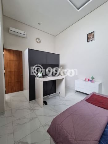 Rumah kawasan Araya, Malang, LT 300m² LB 415m² Rumah kawasan Araya, Malang, LT 300m² LB 415m²