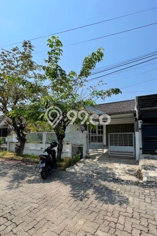 Dijual Cepat Rumah Bagus Siap Huni LB 105m2 di Semarang Barat, Semarang Dijual Cepat Rumah Bagus Siap Huni LB 105m2 di Semarang Barat, Semarang