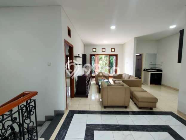 Hot Offer Hunian Premium Ideal dan Luas di Batununggal, Bandung Hot Offer Hunian Premium Ideal dan Luas di Batununggal, Bandung
