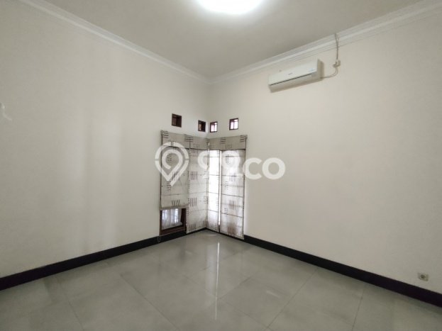 Disewakan Rumah Konsep Modern di Batununggal Bandung dengan 6 KT Disewakan Rumah Konsep Modern di Batununggal Bandung dengan 6 KT