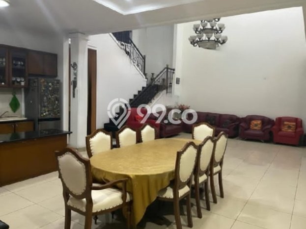 Siap Huni Rumah Mewah 4 Kamar di Batununggal Dekat ke Mana Pun Siap Huni Rumah Mewah 4 Kamar di Batununggal Dekat ke Mana Pun
