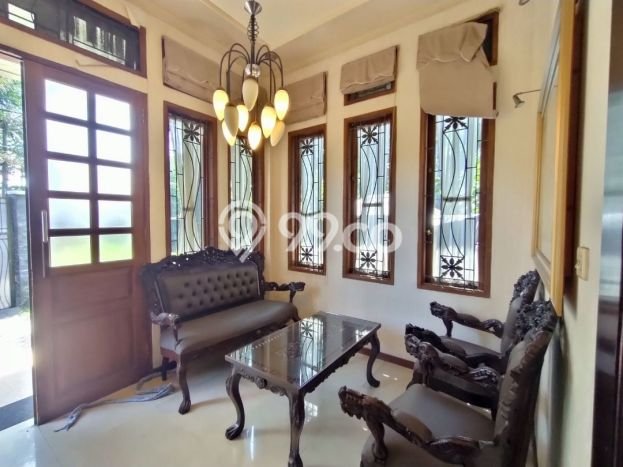 For Sale! Luxury House LT 313m2 Desain Modern di Turangga For Sale! Luxury House LT 313m2 Desain Modern di Turangga