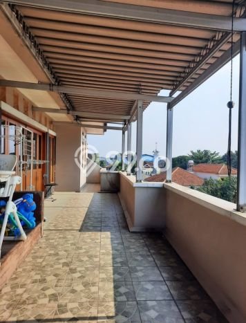 For Sale! Luxury House LT 313m2 Desain Modern di Turangga For Sale! Luxury House LT 313m2 Desain Modern di Turangga