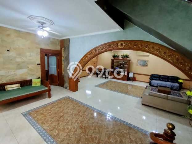 Disewakan Segera Rumah Kondisi Bagus di Area Bojongloa Kidul, Bandung Disewakan Segera Rumah Kondisi Bagus di Area Bojongloa Kidul, Bandung