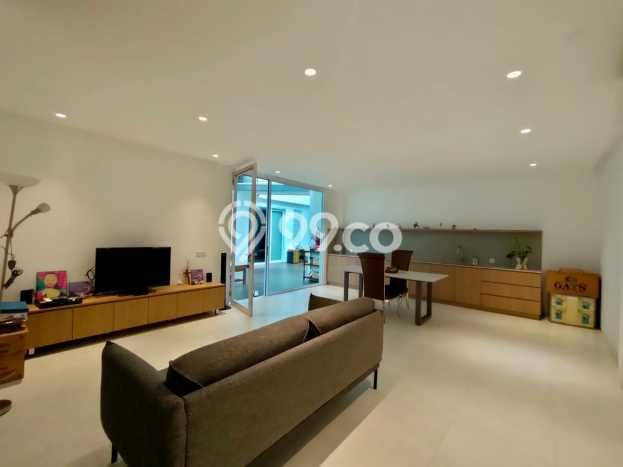 Dijual Rumah Luas Elegan Dengan View Eksklusif di Setra Sari, Bandung Dijual Rumah Luas Elegan Dengan View Eksklusif di Setra Sari, Bandung