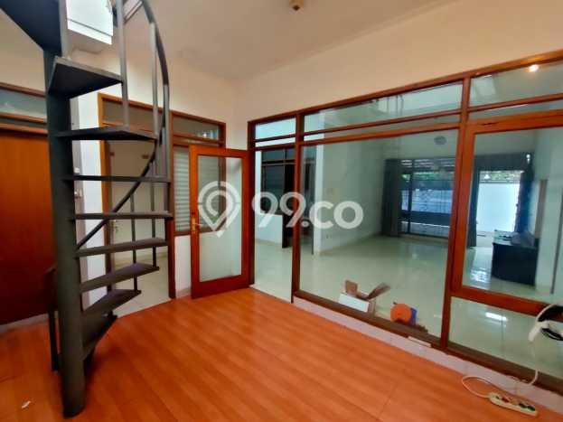 Disewakan Segera Rumah Kondisi Baik di Area Batununggal, Bandung Disewakan Segera Rumah Kondisi Baik di Area Batununggal, Bandung