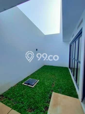 Dijual Hunian Rumah Terawat 4 Kamar di Soekarno Hatta, Bandung Dijual Hunian Rumah Terawat 4 Kamar di Soekarno Hatta, Bandung