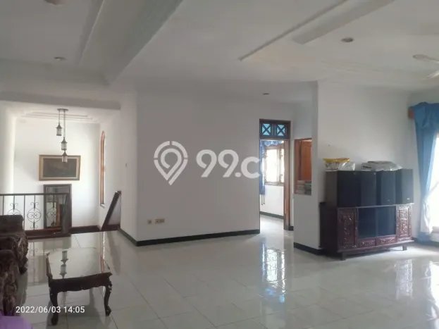 Rumah Mewah LB 420m2 Siap Huni Desain Elegan di Kemang, Jakarta Selatan Rumah Mewah LB 420m2 Siap Huni Desain Elegan di Kemang, Jakarta Selatan