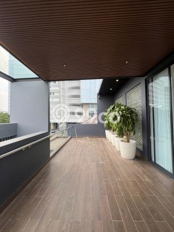 Rumah Elit Modern Tanpa Renovasi di Pantai Indah Kapuk Jakarta Utara Rumah Elit Modern Tanpa Renovasi di Pantai Indah Kapuk Jakarta Utara