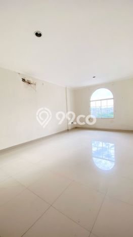 Lokasi Strategis! Dijual Ruko Bisnis di Cengkareng, Jakarta Barat Kondisi Baik Lokasi Strategis! Dijual Ruko Bisnis di Cengkareng, Jakarta Barat Kondisi Baik