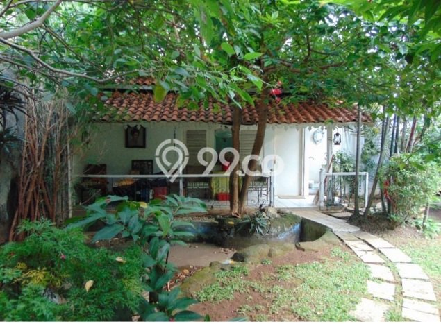 Rumah Elit LB 750m2 Siap Huni Desain Elegan di Kemanggisan, Jakarta Barat Rumah Elit LB 750m2 Siap Huni Desain Elegan di Kemanggisan, Jakarta Barat