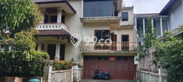 Rumah Elit LB 700m2 Siap Pakai Desain Elegan di Lebak Bulus, Jakarta Selatan Rumah Elit LB 700m2 Siap Pakai Desain Elegan di Lebak Bulus, Jakarta Selatan