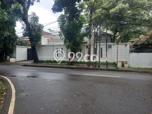 Hot Offer Hunian Premium Ideal dan Luas di Menteng, Jakarta Pusat Hot Offer Hunian Premium Ideal dan Luas di Menteng, Jakarta Pusat