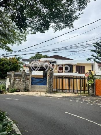 Hunian Eksklusif Siap Huni LT 871m2 di Cilandak, Jakarta Selatan Hunian Eksklusif Siap Huni LT 871m2 di Cilandak, Jakarta Selatan