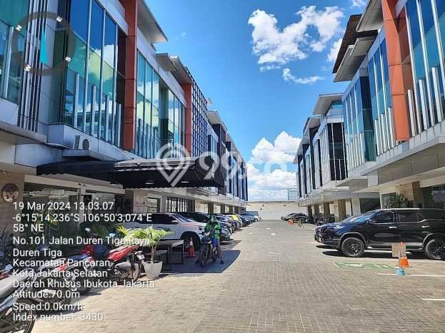 Ruko Dijual di Prime Area Jakarta Selatan Luas 280m2 Ruko Dijual di Prime Area Jakarta Selatan Luas 280m2