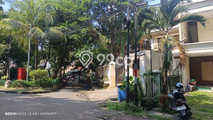 Rumah Eksklusif Siap Huni LT 656m2 di Menteng, Jakarta Pusat Rumah Eksklusif Siap Huni LT 656m2 di Menteng, Jakarta Pusat
