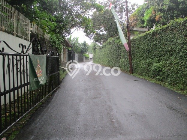 Dijual Rumah Premium dengan Fasilitas Sekitar Komplit di Cilandak, Jakarta Selatan Dijual Rumah Premium dengan Fasilitas Sekitar Komplit di Cilandak, Jakarta Selatan