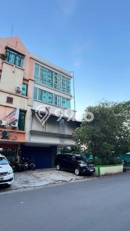 Ruko Komersial Dijual di Kelapa Gading Jakarta Utara LT 119m2 & LB 480m2 Ruko Komersial Dijual di Kelapa Gading Jakarta Utara LT 119m2 & LB 480m2