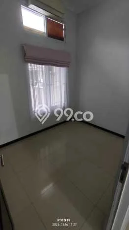 Lokasi strategis! Rumah siap huni disewakan di Banyumanik LB 90m2 Lokasi strategis! Rumah siap huni disewakan di Banyumanik LB 90m2
