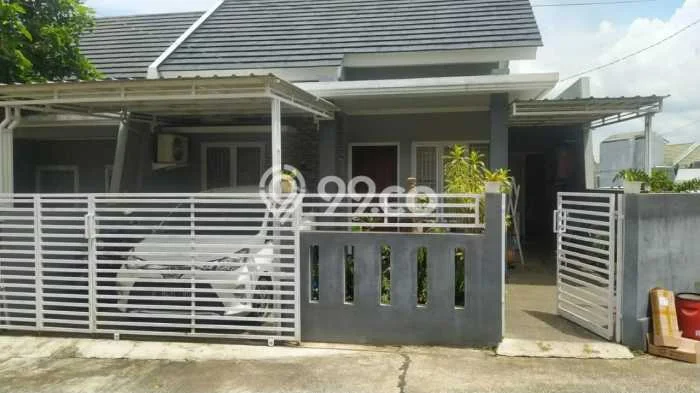 Lokasi strategis! Rumah siap huni disewakan di Banyumanik LB 90m2 Lokasi strategis! Rumah siap huni disewakan di Banyumanik LB 90m2