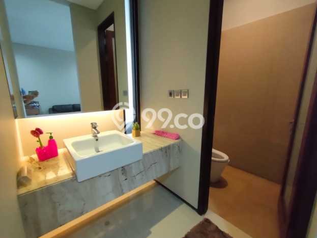 For Sale! Luxury House LT 750m2 Desain Elegan di Setra Duta For Sale! Luxury House LT 750m2 Desain Elegan di Setra Duta