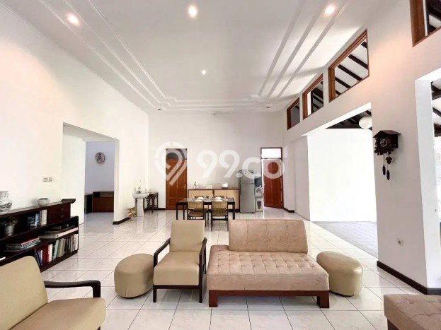 For Sale! Premium House LT 418m2 Desain Elegan di Pasteur For Sale! Premium House LT 418m2 Desain Elegan di Pasteur