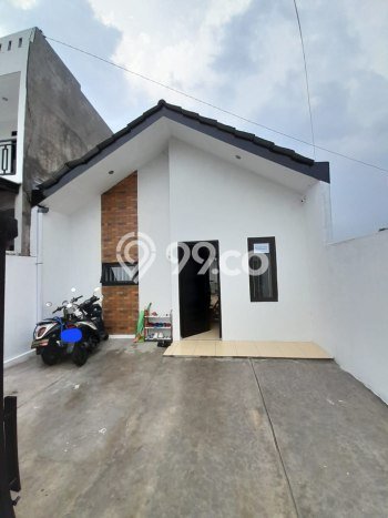 Jual Rumah Minimalis Bagus Punya 2 KT di Arcamanik Bandung SHM Jual Rumah Minimalis Bagus Punya 2 KT di Arcamanik Bandung SHM
