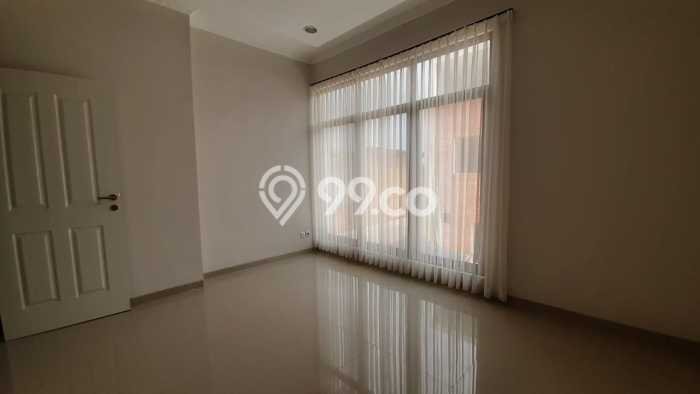 Rumah Strategis Modern Lb 150m2 di Cimahi Utara, Cimahi Rumah Strategis Modern Lb 150m2 di Cimahi Utara, Cimahi