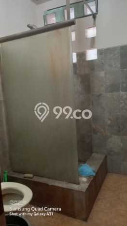 LOKASI PREMIUM! Ruko Kawasan Usaha Kawasan , Luas 190m2m², Siap Operasional LOKASI PREMIUM! Ruko Kawasan Usaha Kawasan , Luas 190m2m², Siap Operasional