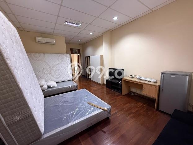 Rumah Luxury Modern Tanpa Renovasi di Supratman Bandung Rumah Luxury Modern Tanpa Renovasi di Supratman Bandung