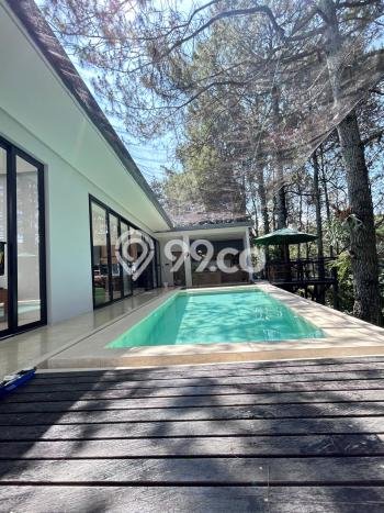 Dijual Rumah Luas Elegan Dengan View Eksklusif di Setiabudi, Bandung Dijual Rumah Luas Elegan Dengan View Eksklusif di Setiabudi, Bandung