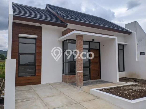 For Sale Rumah 3 Kamar Lokasi Strategis Nyaman dan Strategis di Soreang For Sale Rumah 3 Kamar Lokasi Strategis Nyaman dan Strategis di Soreang