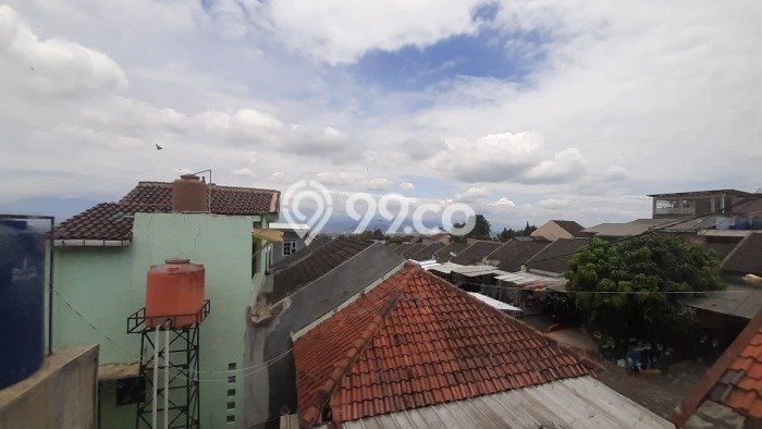 Rumah Luas Asri 4 KT Siap Huni di Cihanjuang Bandung Rumah Luas Asri 4 KT Siap Huni di Cihanjuang Bandung