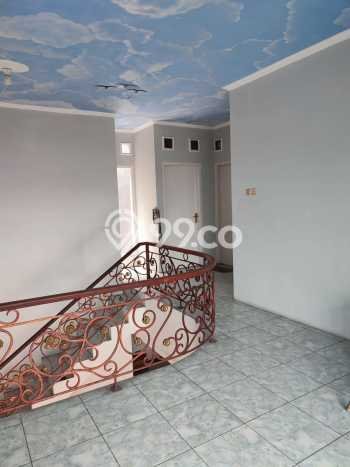 Jual Segera Rumah 5 KT 3 KM di Jantung Kota , Bandung Jual Segera Rumah 5 KT 3 KM di Jantung Kota , Bandung