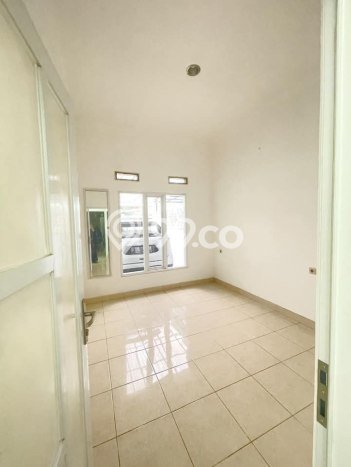 Jual Rumah Strategis Bagus Punya 3 KT di Arcamanik Bandung SHM Jual Rumah Strategis Bagus Punya 3 KT di Arcamanik Bandung SHM