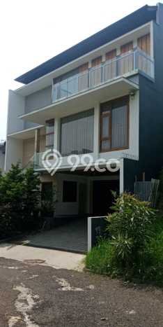 Rumah Elit Modern Tanpa Renovasi di Setra Duta Bandung Rumah Elit Modern Tanpa Renovasi di Setra Duta Bandung