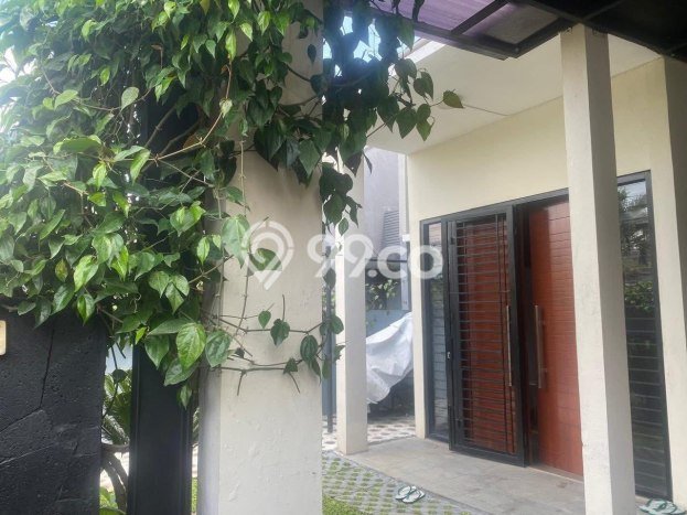 Jual Rumah Favorit Siap Huni LB 180m2 di Cibiru, Bandung Jual Rumah Favorit Siap Huni LB 180m2 di Cibiru, Bandung