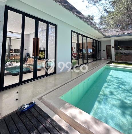 Dijual Rumah Luas Elegan Dengan View Eksklusif di Setiabudi, Bandung Dijual Rumah Luas Elegan Dengan View Eksklusif di Setiabudi, Bandung