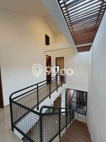 Rumah Strategis Minimalis Lb 99m2 di Arcamanik, Bandung Rumah Strategis Minimalis Lb 99m2 di Arcamanik, Bandung
