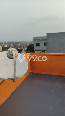 Rumah Strategis dengan 4 Kamar Tidur di Lokasi , Bandung Rumah Strategis dengan 4 Kamar Tidur di Lokasi , Bandung