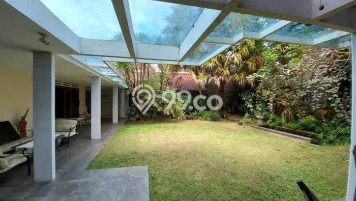 For Sale! Premium House LT 680m2 Desain Modern di Dago For Sale! Premium House LT 680m2 Desain Modern di Dago