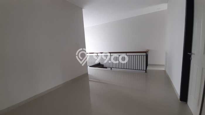 Rumah Minimalis 4 Kamar LT 195m2 di Cihanjuang Rumah Minimalis 4 Kamar LT 195m2 di Cihanjuang