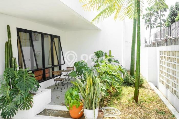 Rumah Minimalis 4 Kamar LT 275m2 di Kopo Rumah Minimalis 4 Kamar LT 275m2 di Kopo