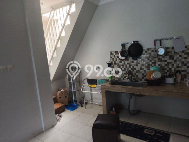 JUAL CEPAT! Rumah Ready Stock Area Strategis , Luas 100m2m² Bangunan 72m2m² JUAL CEPAT! Rumah Ready Stock Area Strategis , Luas 100m2m² Bangunan 72m2m²
