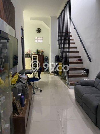 Rumah Strategis Minimalis Lb 100m2 di Antapani, Bandung Rumah Strategis Minimalis Lb 100m2 di Antapani, Bandung