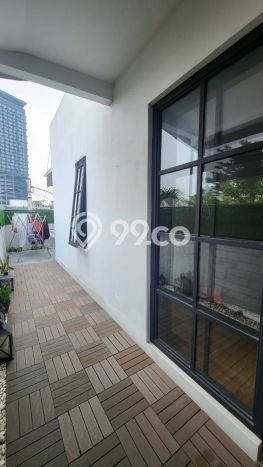 Rumah Modern 3 KT di Gading Serpong Tangerang Semi Furnished Rumah Modern 3 KT di Gading Serpong Tangerang Semi Furnished