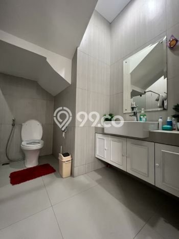 Dijual Rumah Luas Elegan Dengan View Eksklusif di BSD, Tangerang Dijual Rumah Luas Elegan Dengan View Eksklusif di BSD, Tangerang