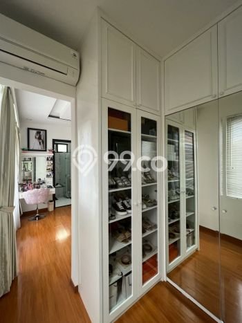 Dijual Rumah Luas Elegan Dengan View Eksklusif di BSD, Tangerang Dijual Rumah Luas Elegan Dengan View Eksklusif di BSD, Tangerang
