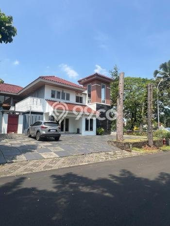 Jual Rumah Luas Megah Dengan View Eksklusif di BSD Taman Giri Loka, Tangerang Jual Rumah Luas Megah Dengan View Eksklusif di BSD Taman Giri Loka, Tangerang