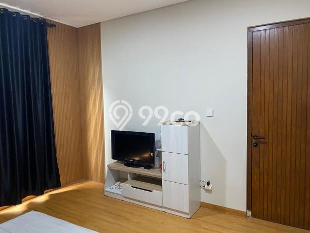 Rumah Strategis Modern Lb 220m2 di Pamulang, Tangerang Selatan Rumah Strategis Modern Lb 220m2 di Pamulang, Tangerang Selatan